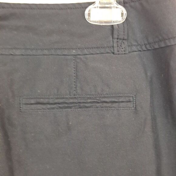 Banana Republic Ladies capri NWOT - Picture 9 of 10